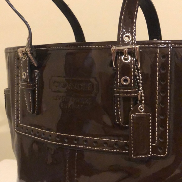 Coach Patent Leather Gallery Tote - Picture 5 of 6